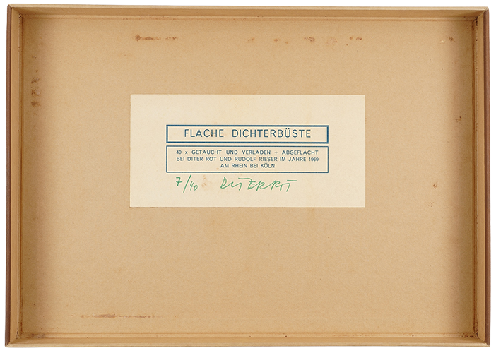Flache Dichterbüste  [Flattened Poets Bust]
